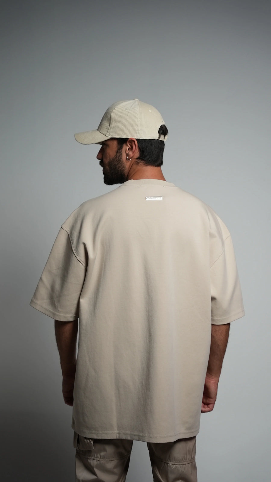 SOLID LUXE OVERSIZED T-SHIRT (BEIGE)