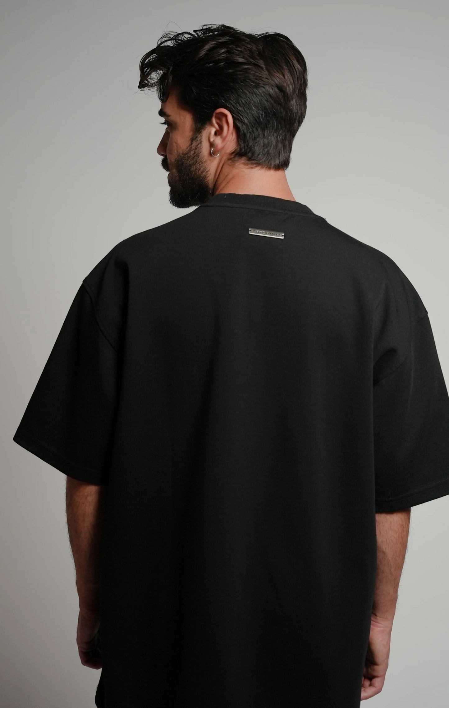 SOLID LUXE OVERSIZED T-SHIRT (BLACK)